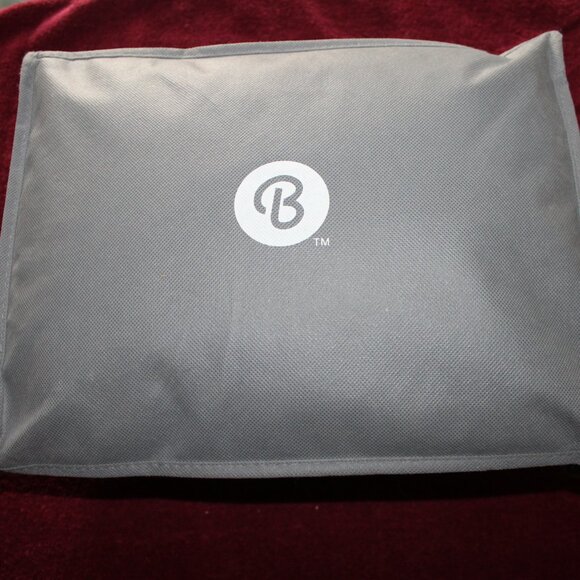 Bare Twin XL 2-Pack Fitted Sheets - Premium Microfiber - Gray - Picture 2 of 3